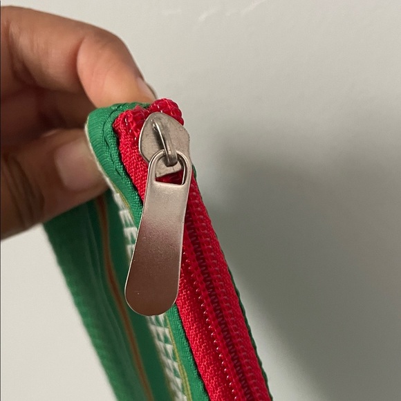 Indian Irkal Green Striped Clutch with Red Accents - Picture 5 of 8